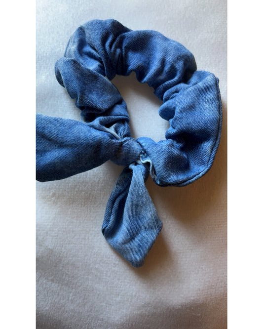Navy blue Scrunchy