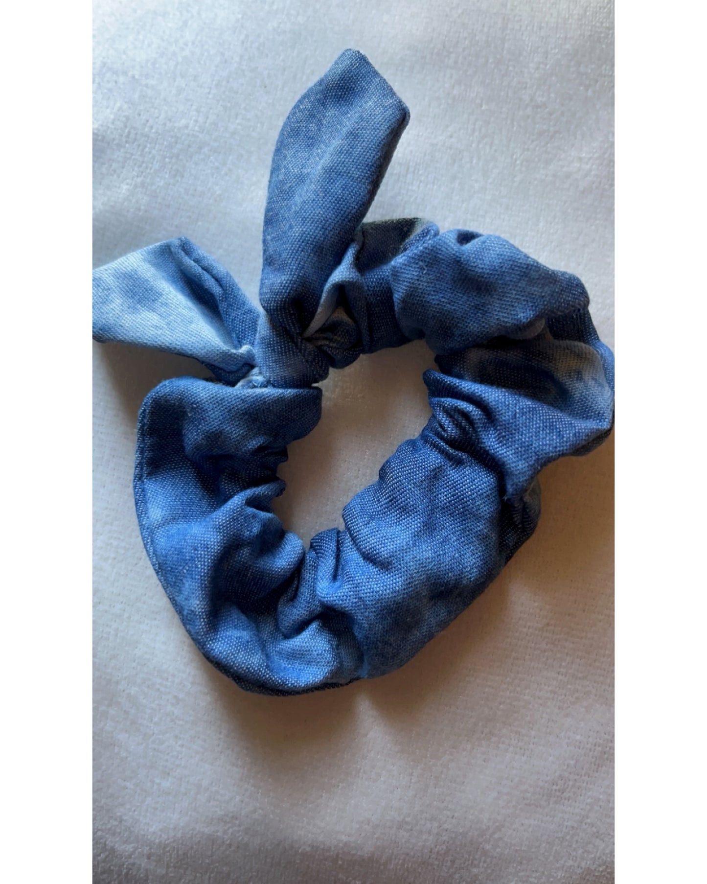 Navy blue Scrunchy